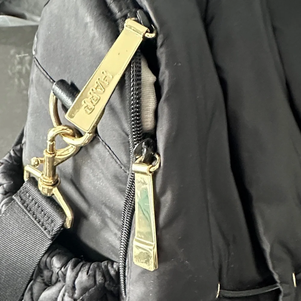 Happ Diaper Bag Black Quilted w Fur Charm & Changing Pad - Picture 2 of 8